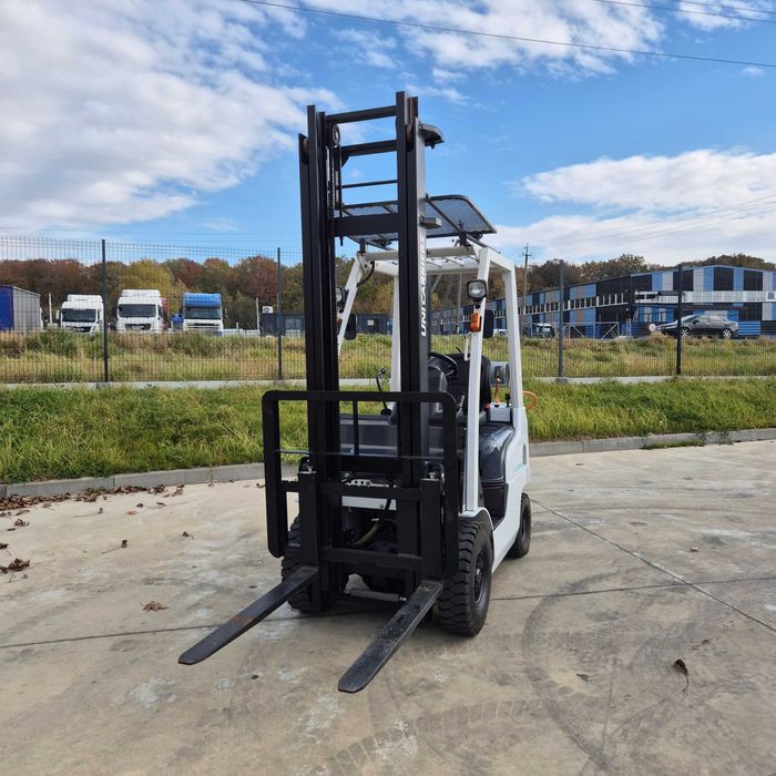 Навантажувач UNICARRIERS 1,5 тон 2013р