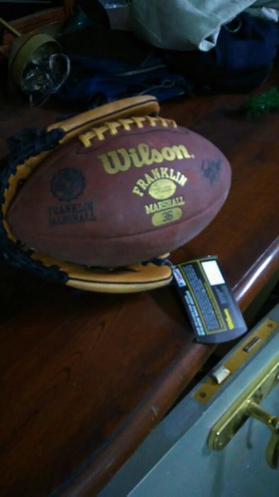 Bola futebol Americano coleção  limitada