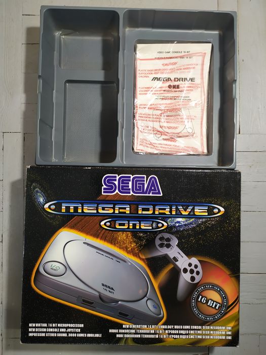 Коробки и инструкция от приставок сега sega
