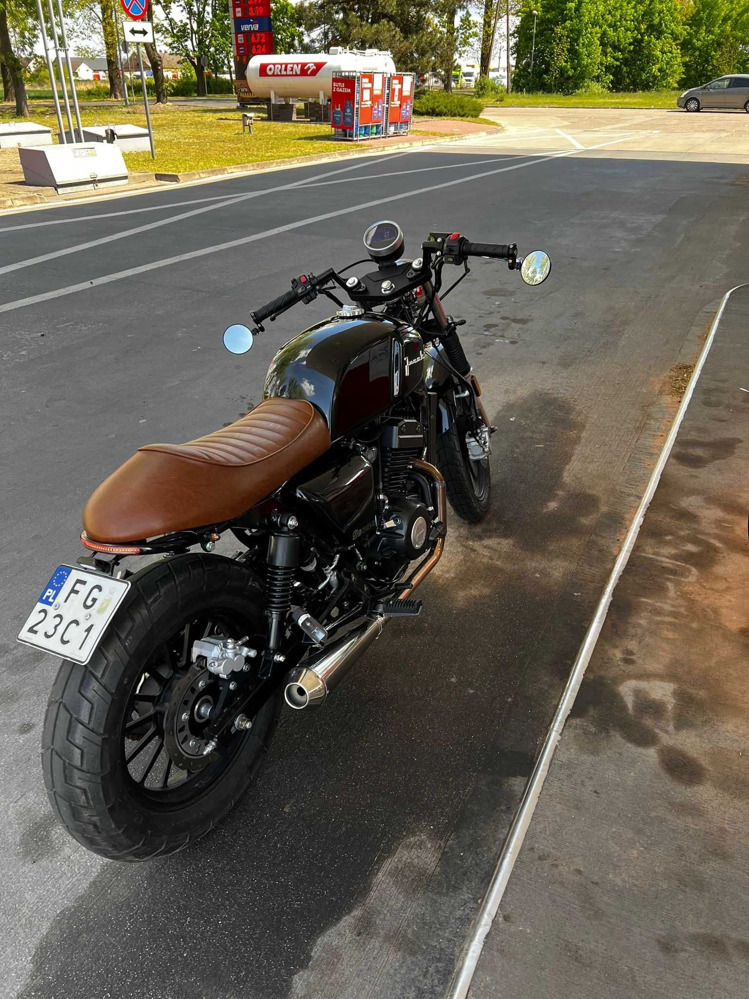 Junak M14 Cafe Racer