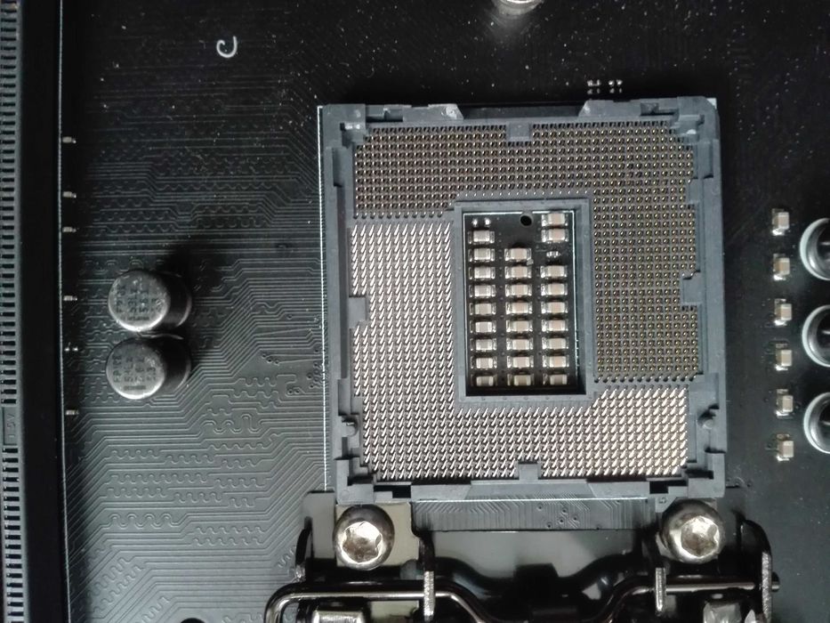 Asus Maximus VII Ranger не робоча