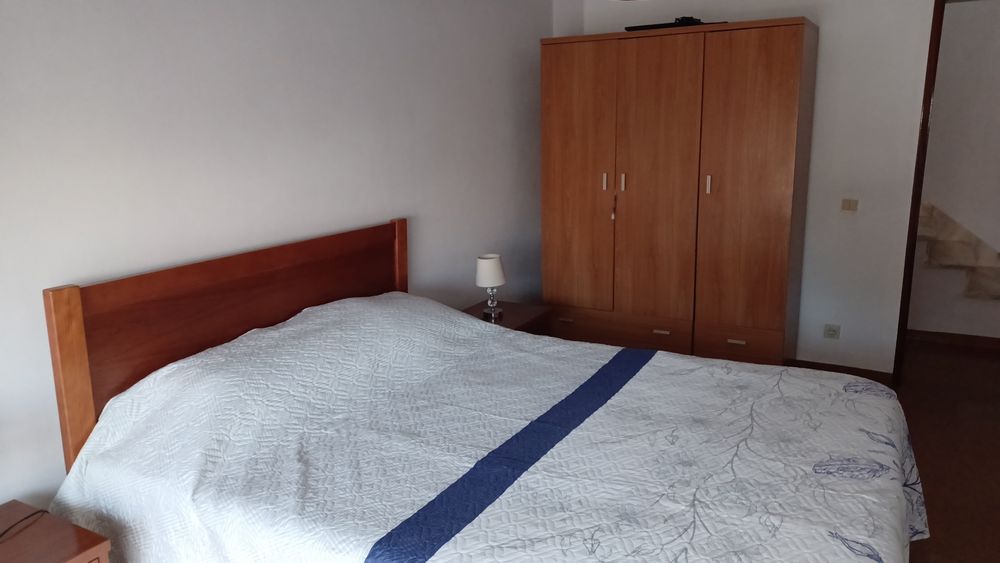 Quarto completo em bom estado