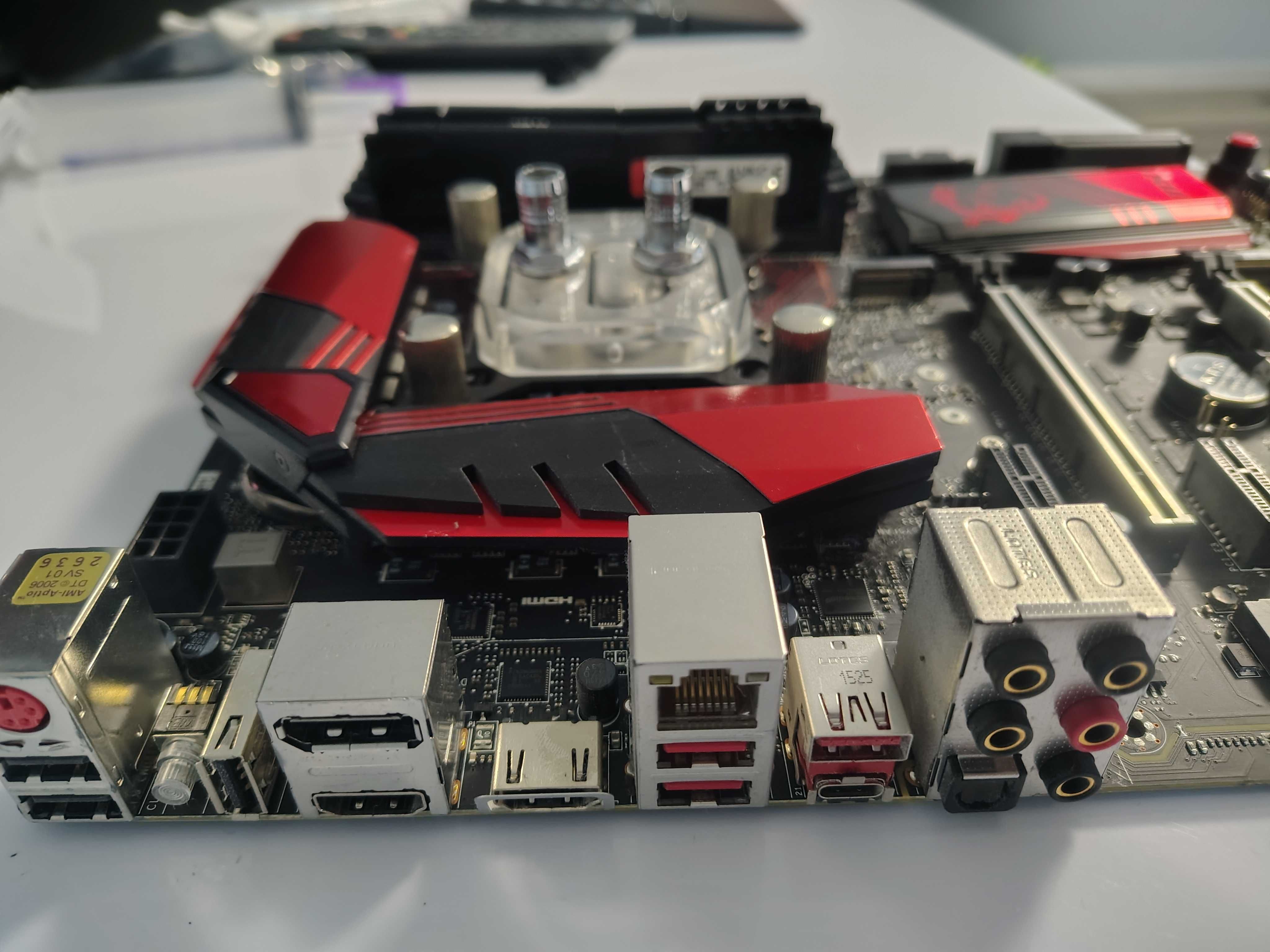 Msi z170 m7 +i7-6700k*4,6GHz водоблок + 32gb Kingston Fury DDR4-3200