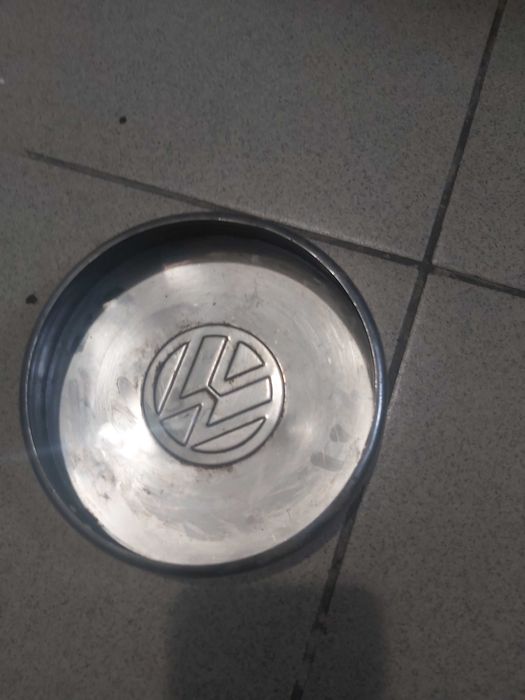 Dekielek chromowany VW