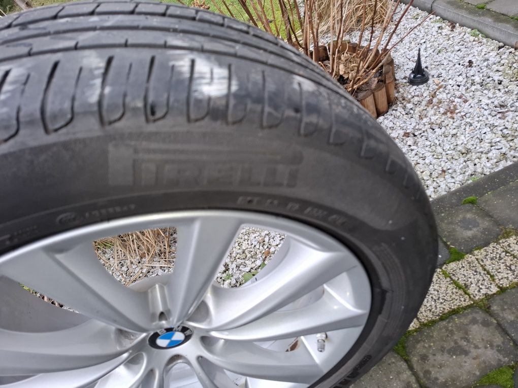 Oryginalne Alufelgi BMW G 30 18cali  z oponami letnimi