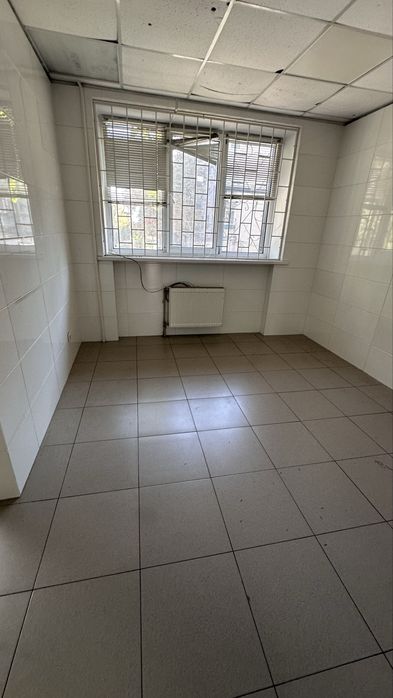 Продам магазин, 78 кв м , вул. Свободи