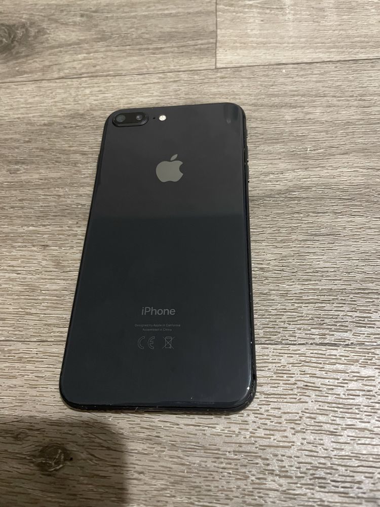 Продам Iphone 8 plus 64 gb