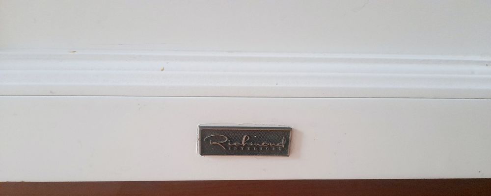 Designerski stolik kawowy