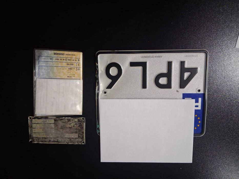 Zetor 8045 pozostałości