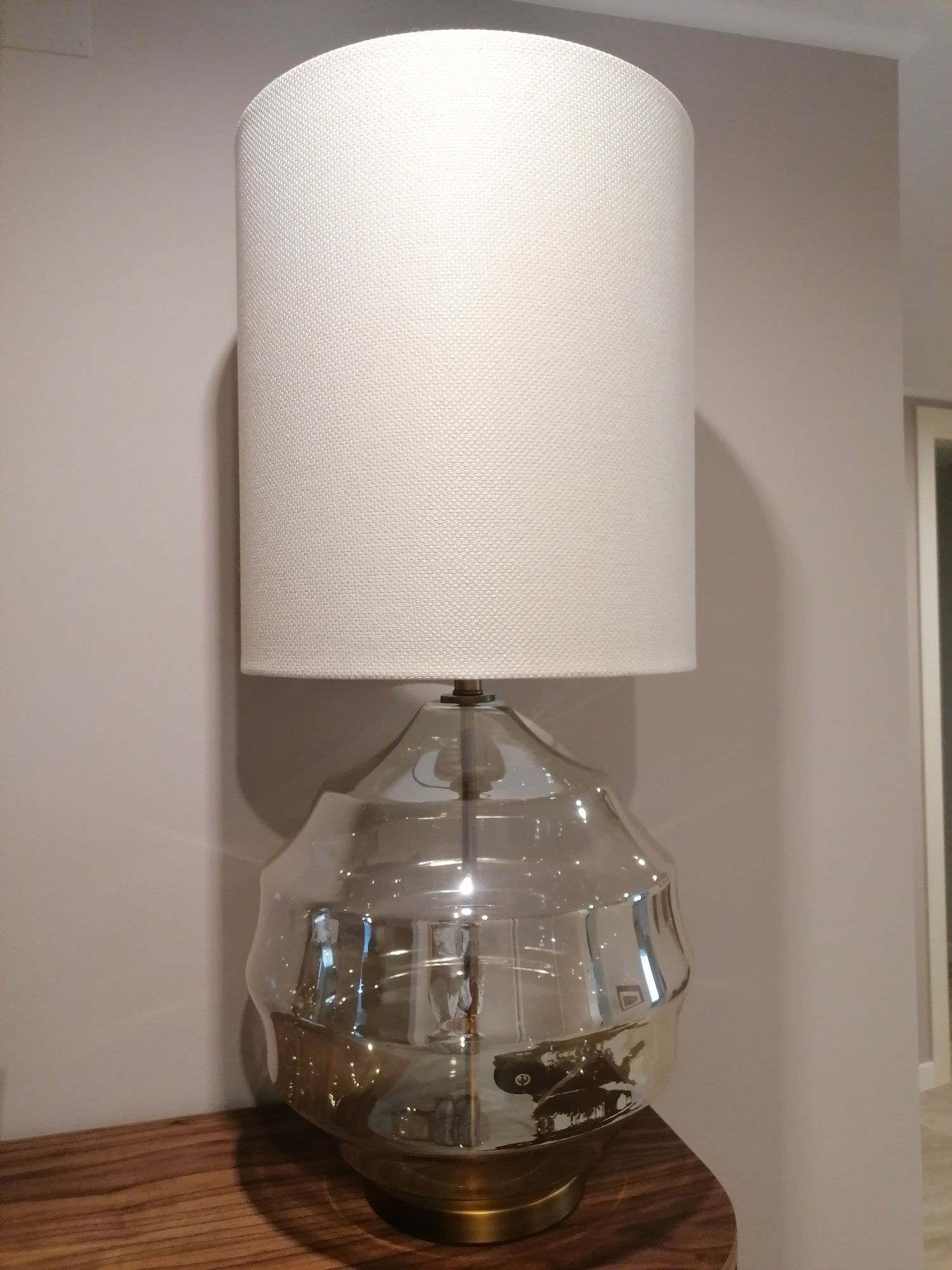 Candeeiro de mesa/consola. Novo