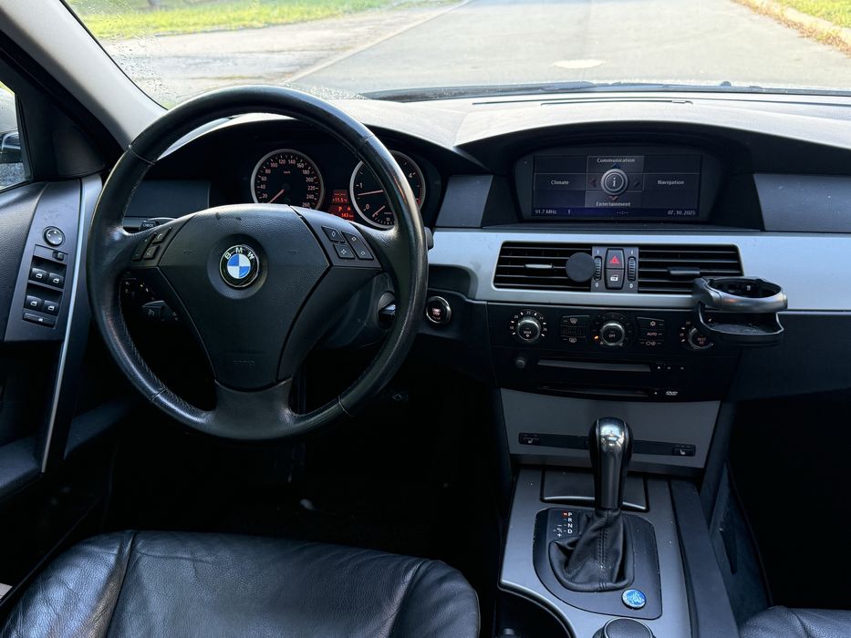 BMW e60 525d Automat, Alu 18”, Szyberdach, Skóra, Xenon