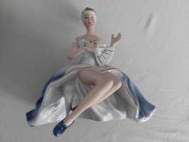 Figurka porcelanowa kobieta dama