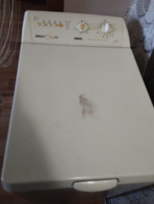 Продам стиральную машинку на запчасти