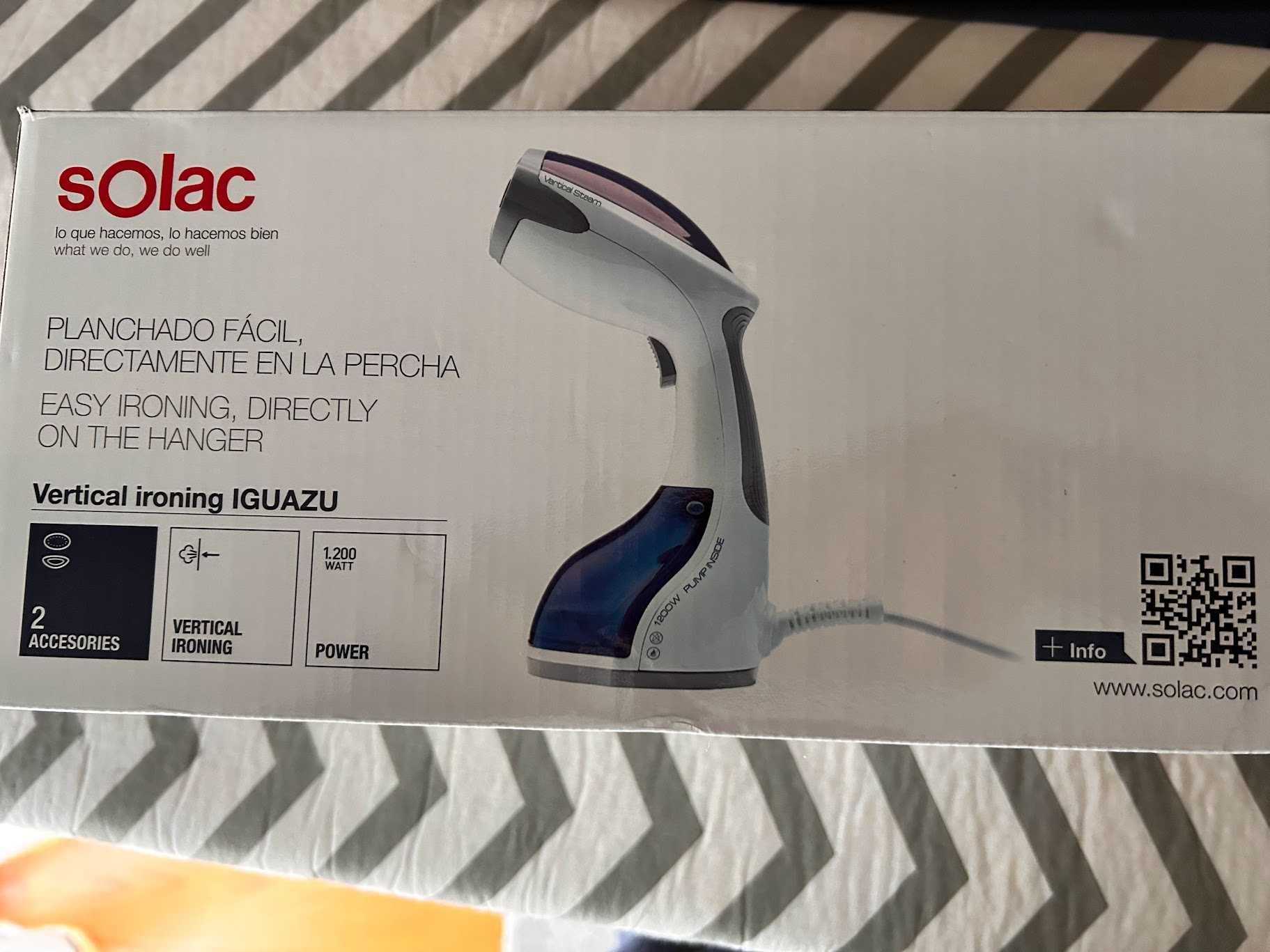Ferro a Vapor Vertical Solac Iguazu – 1200W