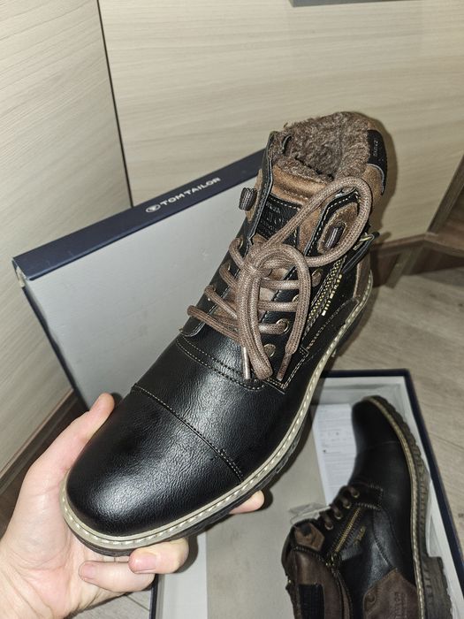 Продам нові шкіряні зимові чоловічі черевики