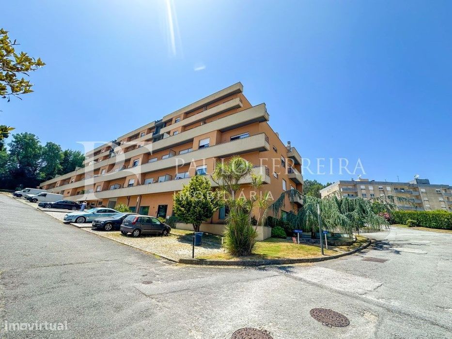 Escritório com 705m2