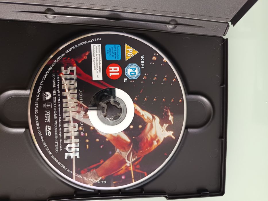 DVD staying Alive a febre continua