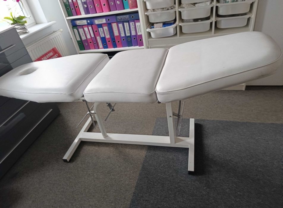 Fotel kosmetyczny łóżko Biomak