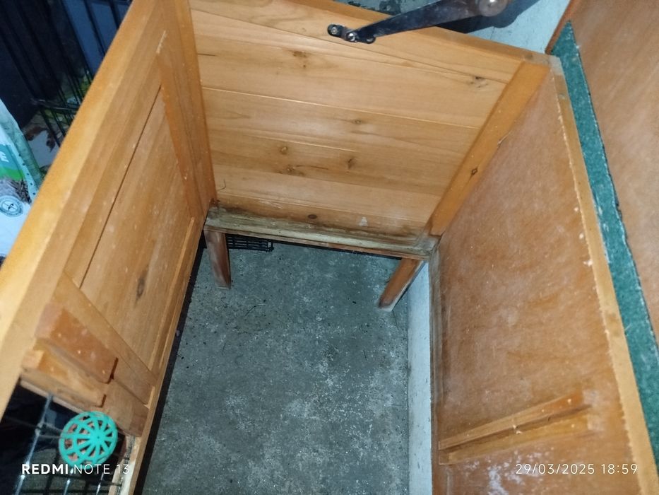 Coelheira de madeira