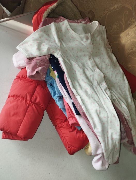 Одяг на дівчинку