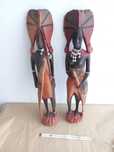 Arte africana - casal em madeira talhada e pintada à mão