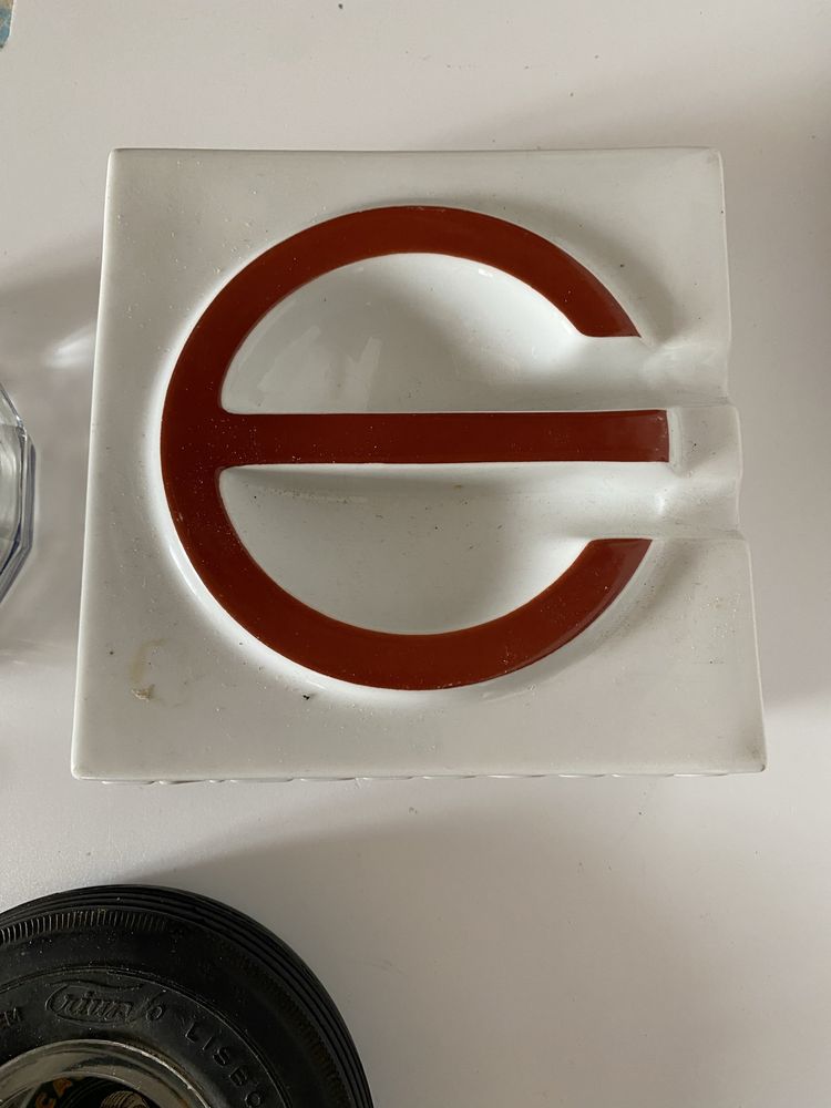 Cinzeiros antigos automobilia