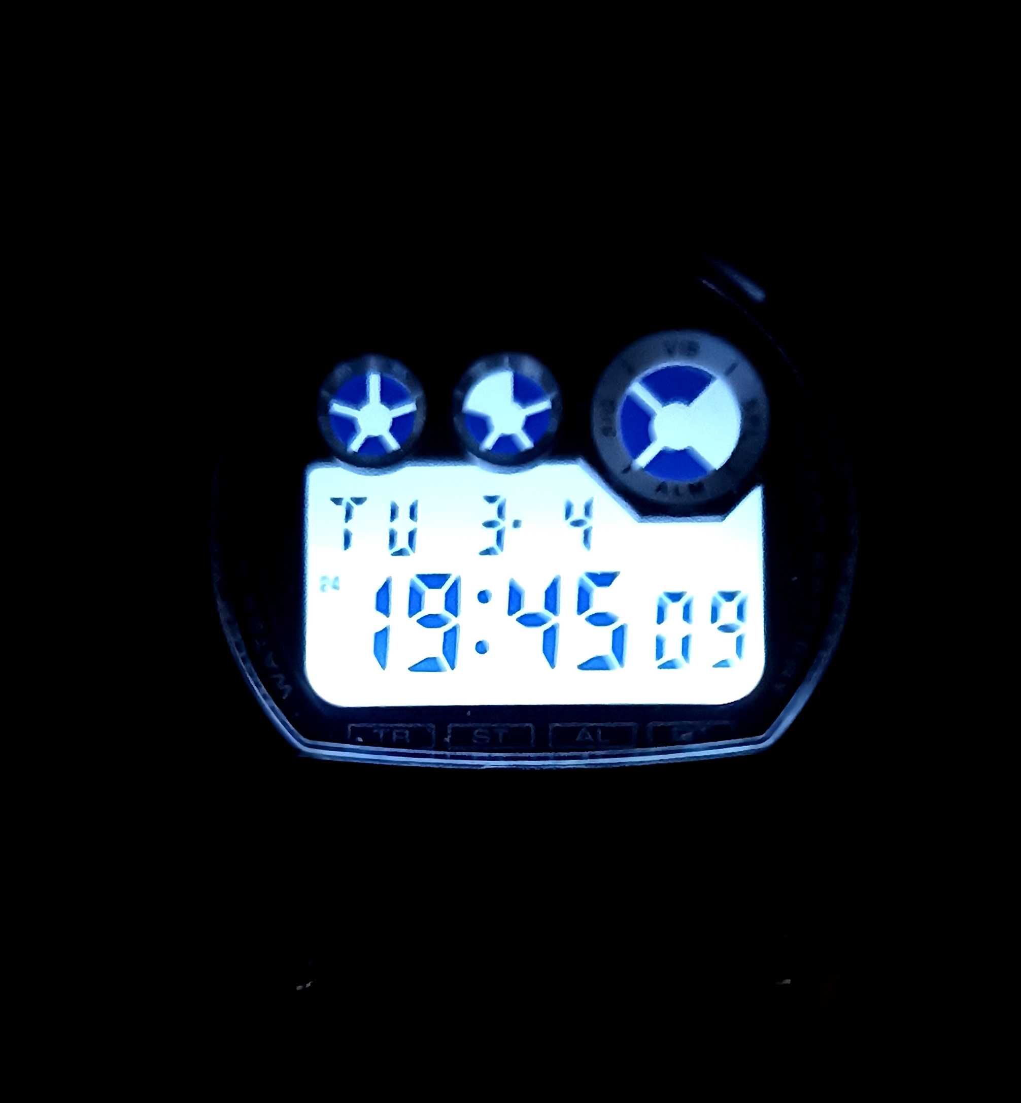 Casio W-735H Вибросигнал/Super illuninator