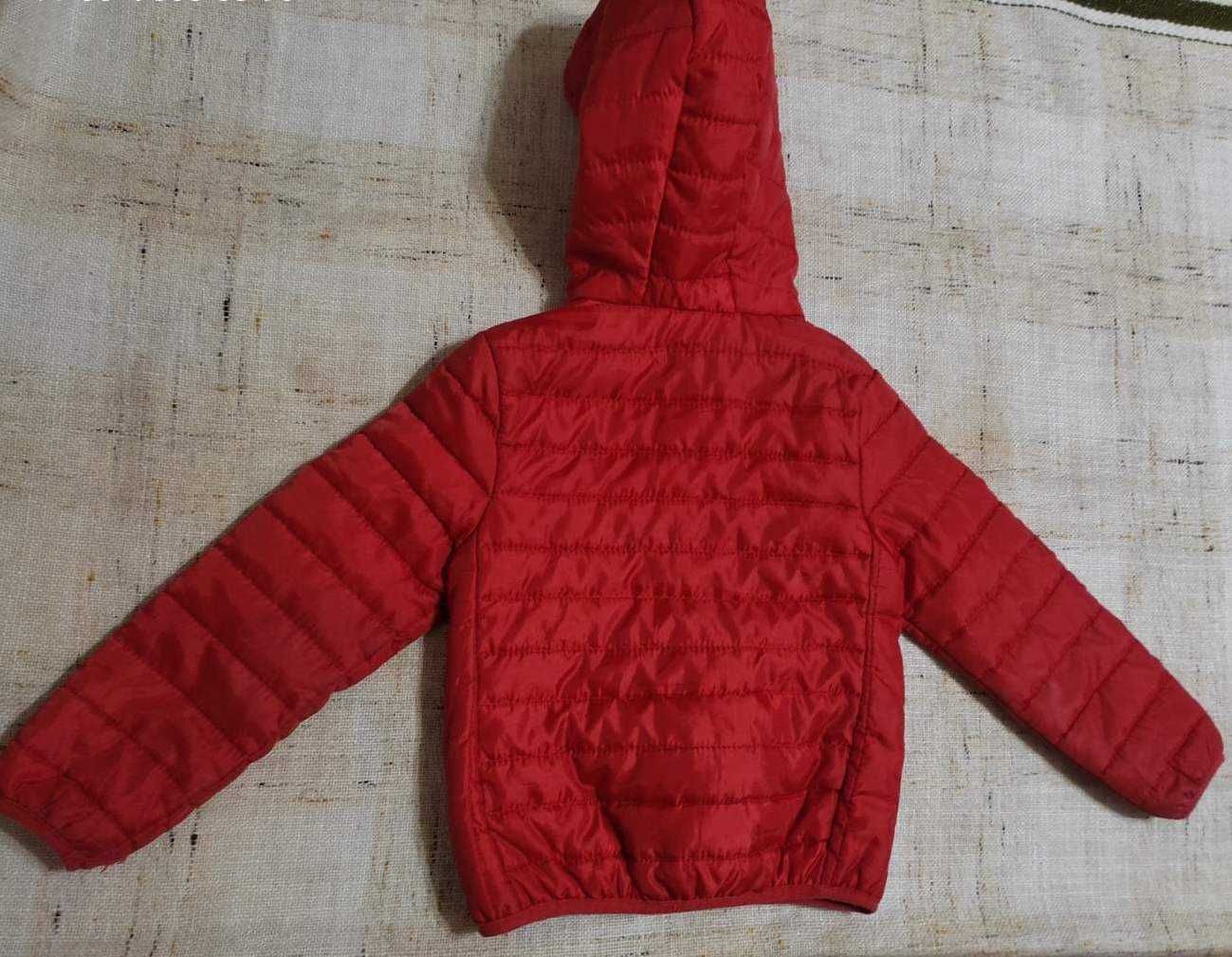 Курточка з капюшоном дитяча весняна 3-4роки