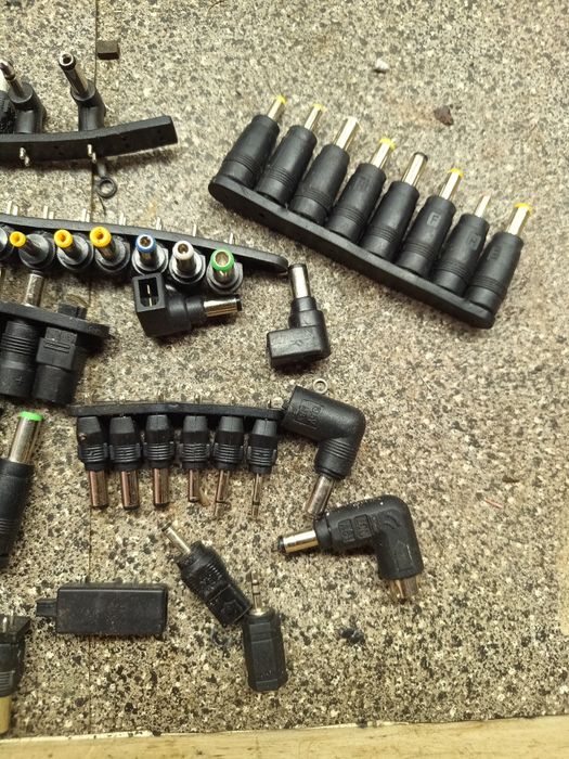 Adaptadores universais de corrente