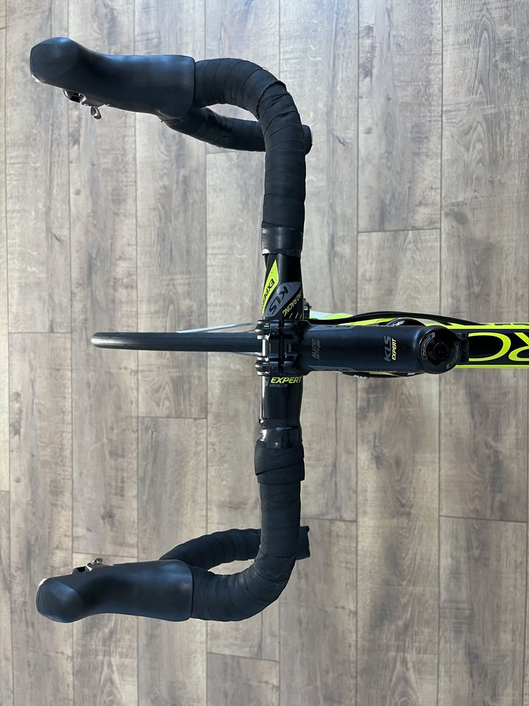 Rower szosowy Kellys ARC 50 rozmiar L 55 Shimano 105