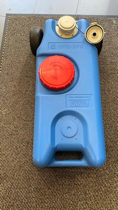 Fiamma 40 F Roll-Tank zbiornik na czystą wodę