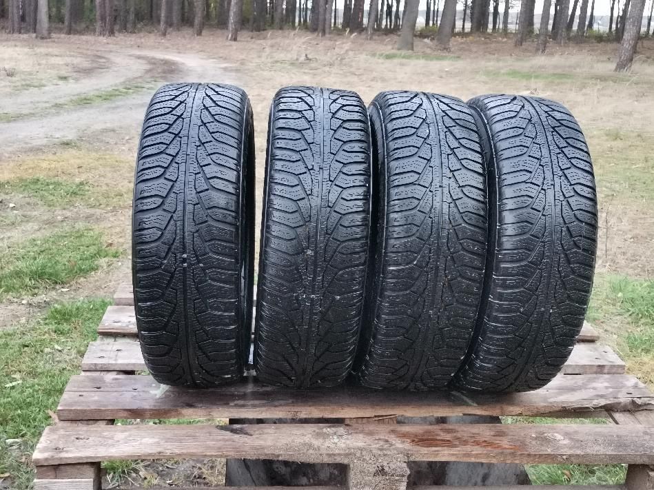 Opony zimowe marki Uniroyal 15 185/60