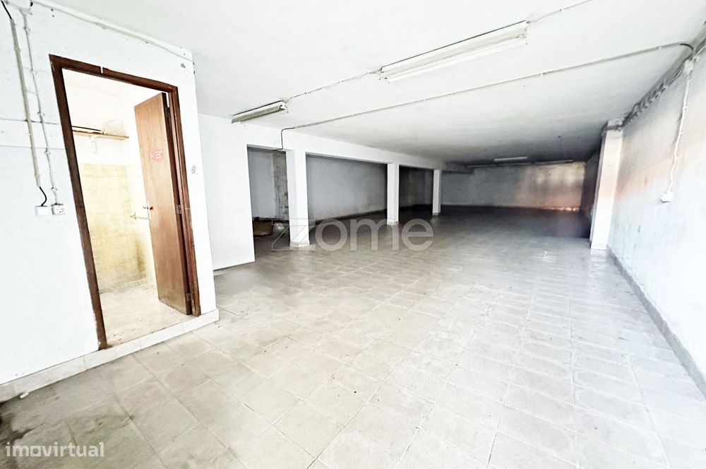 Garagem | Armazém 170m2