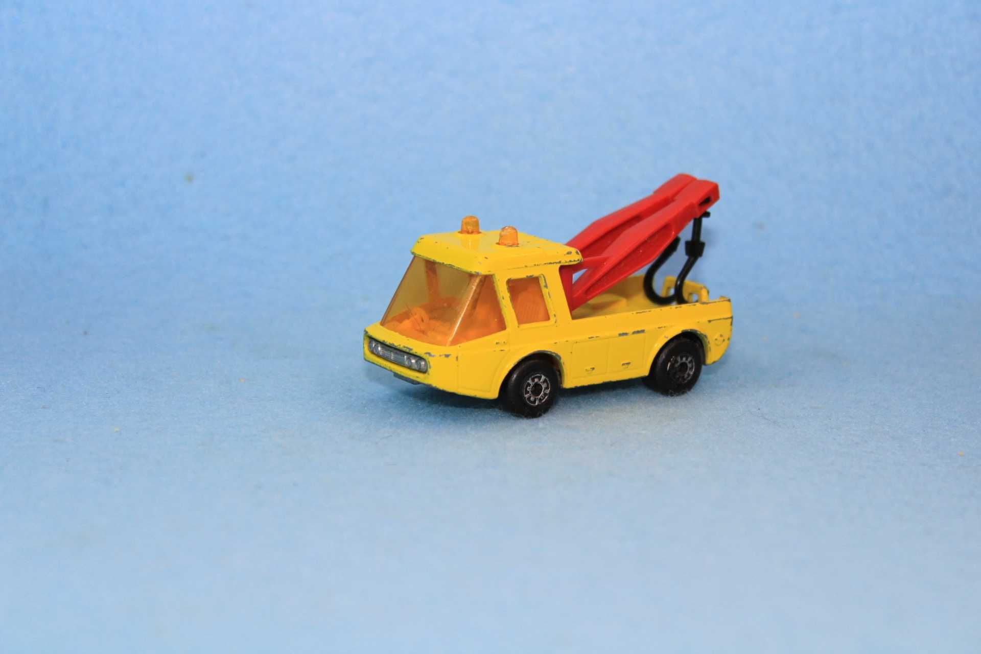 Rara miniatura Matchbox Superfast Toe Joe em amarelo