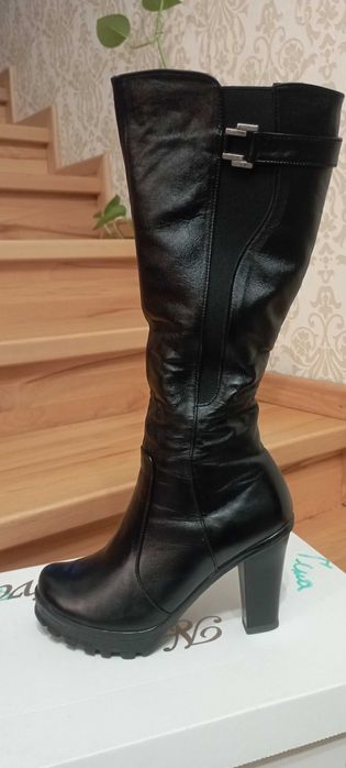 Зимові чоботи на підборах