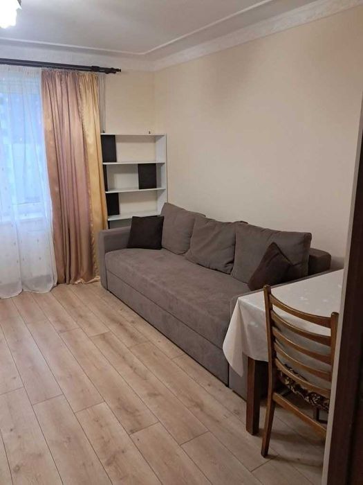 Здається в оренду 2к квартира, вул. Тракт Глинянський