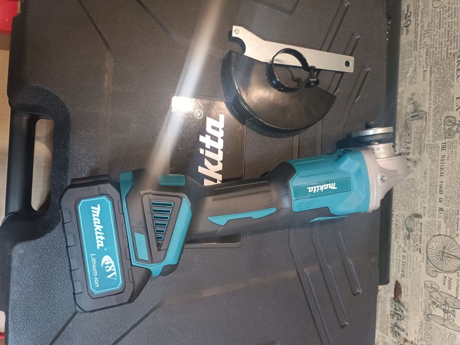 Набір Makita 4в1 Шуруповер + Болгарка + Перфоратор + Гайковерт 2АКБ