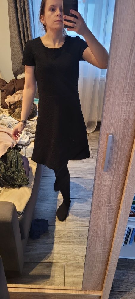 Sukienka Hugo Boss czarna XS