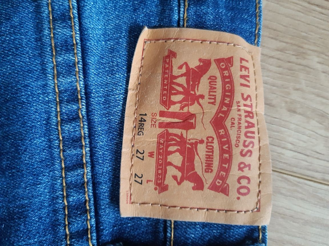 Levis 510 skinny