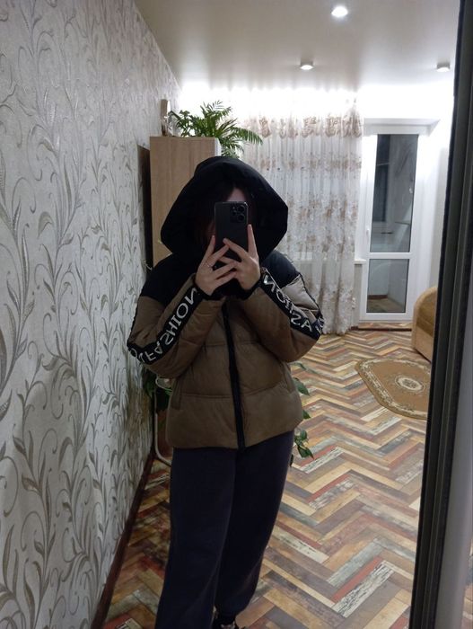 Продам зимнюю куртку