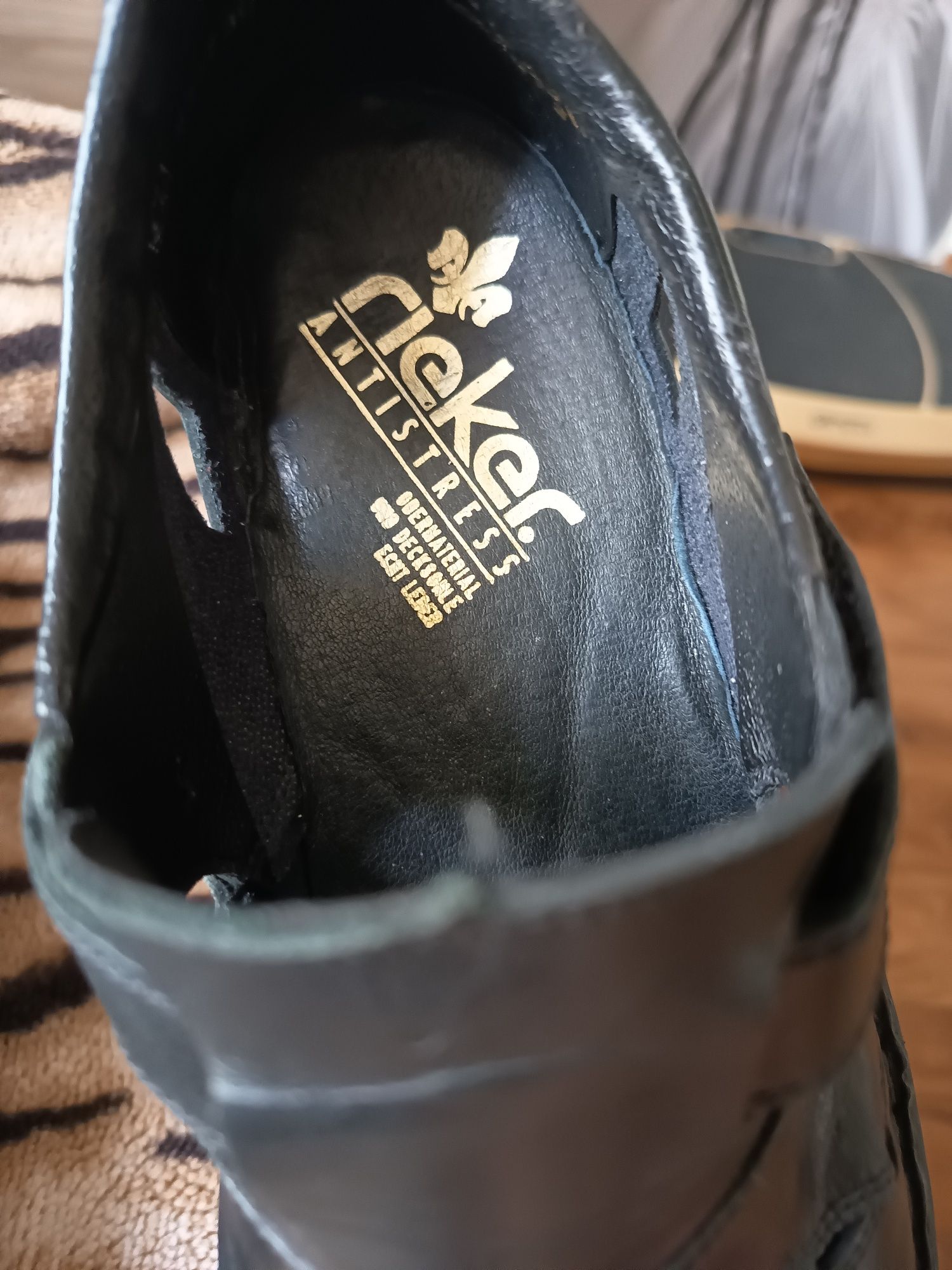 Sprzedam buty męskie roz 41, skóra naturalna