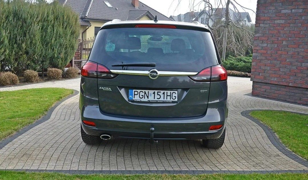 Opel Zafira Tourer 2.0