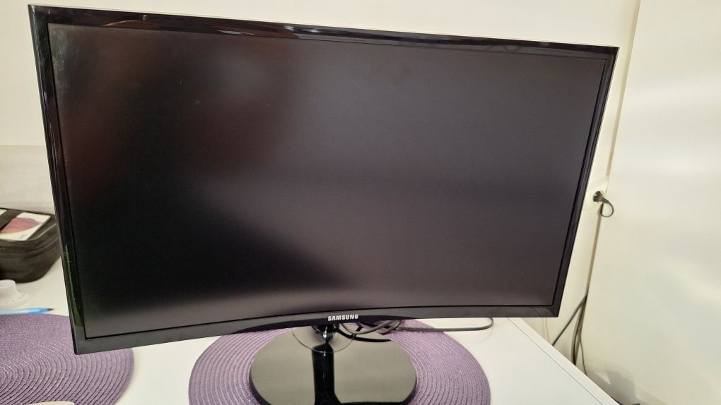 Monitor gamingowy 24"