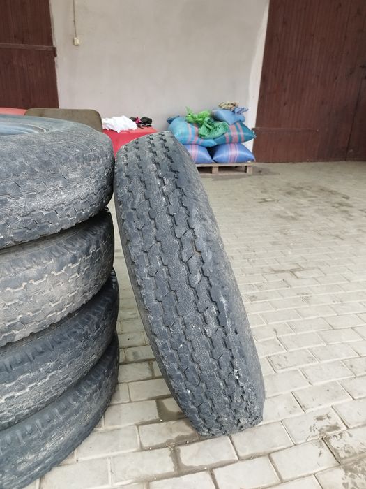 Opony rolnicze do przyczepy