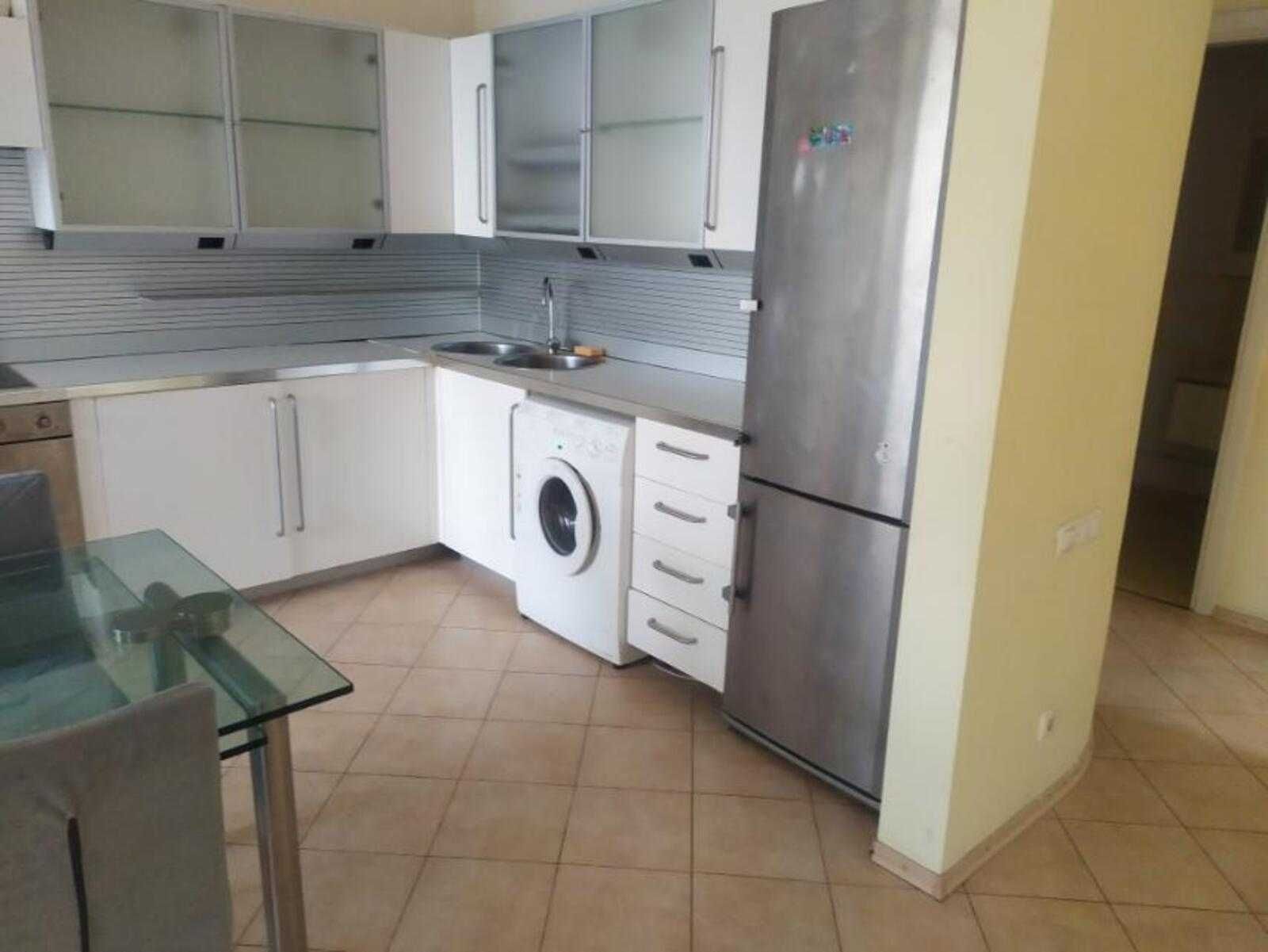 Продам 3ком квартиру на Рабочей