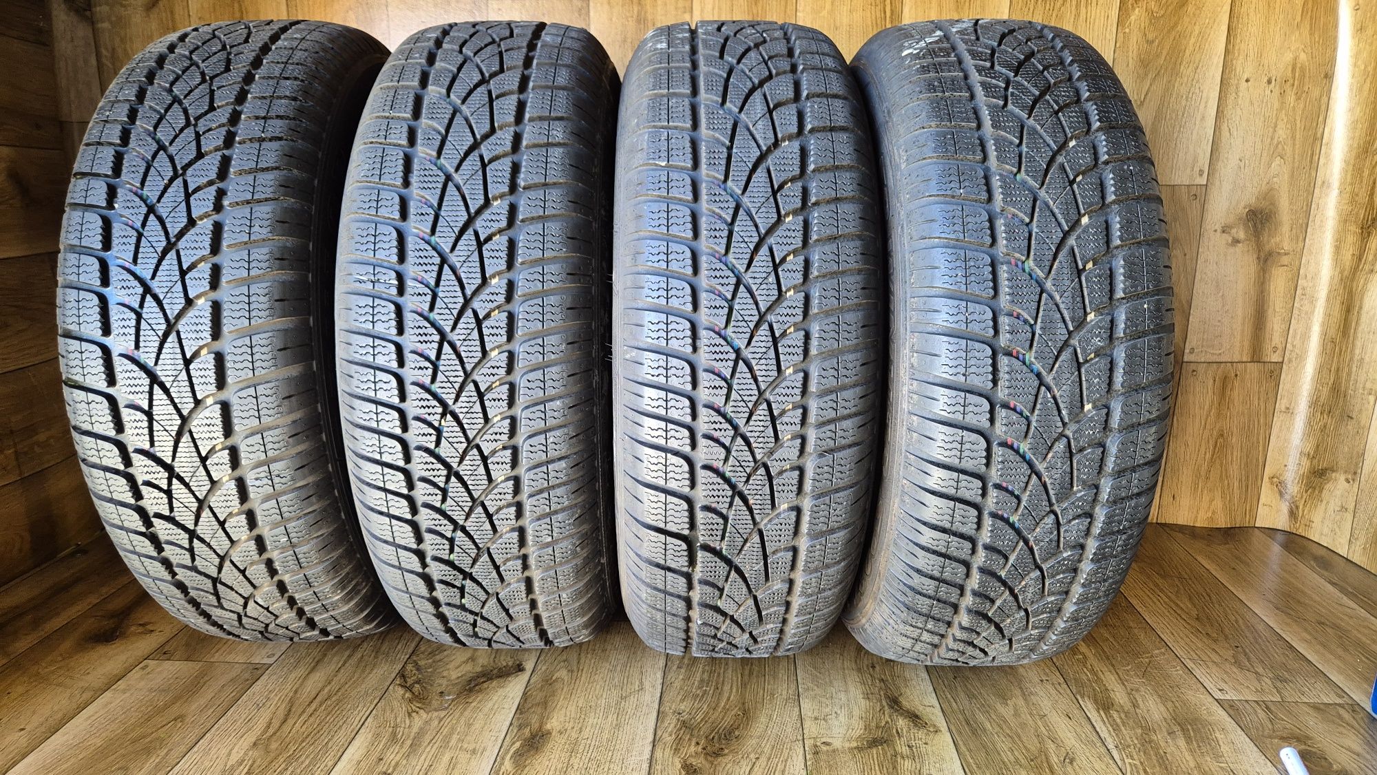 215/60/17C Dunlop Komplet zima 8mm 18r jak Nowe