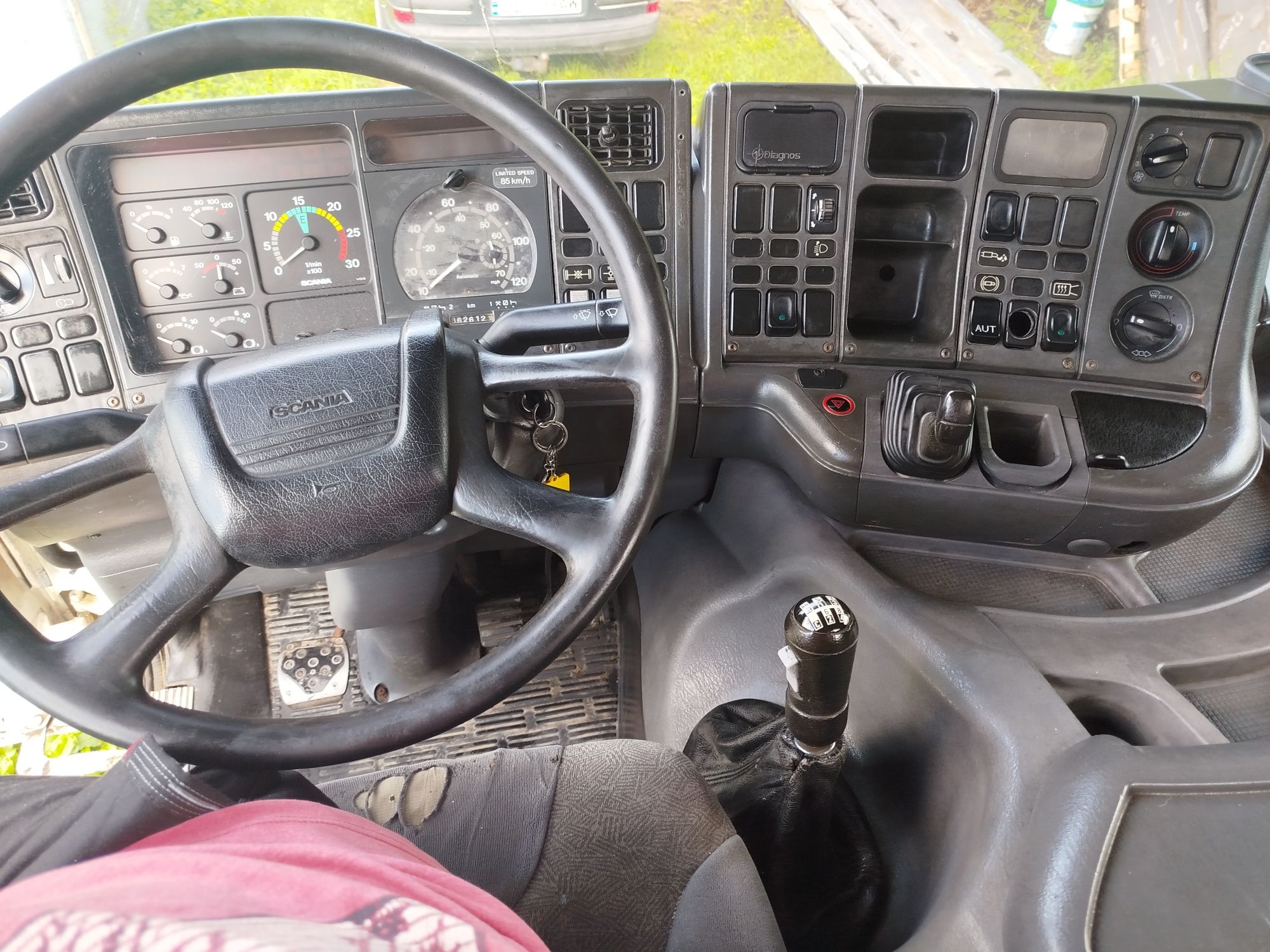SCANIA 94C wywrotka 3- osiowa  umowa
