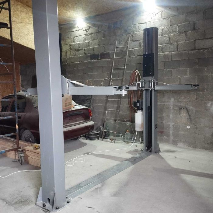 Підйомник гідравлічний 2х-стійковий 4 тони One Tech NT-B4000 220V 380V