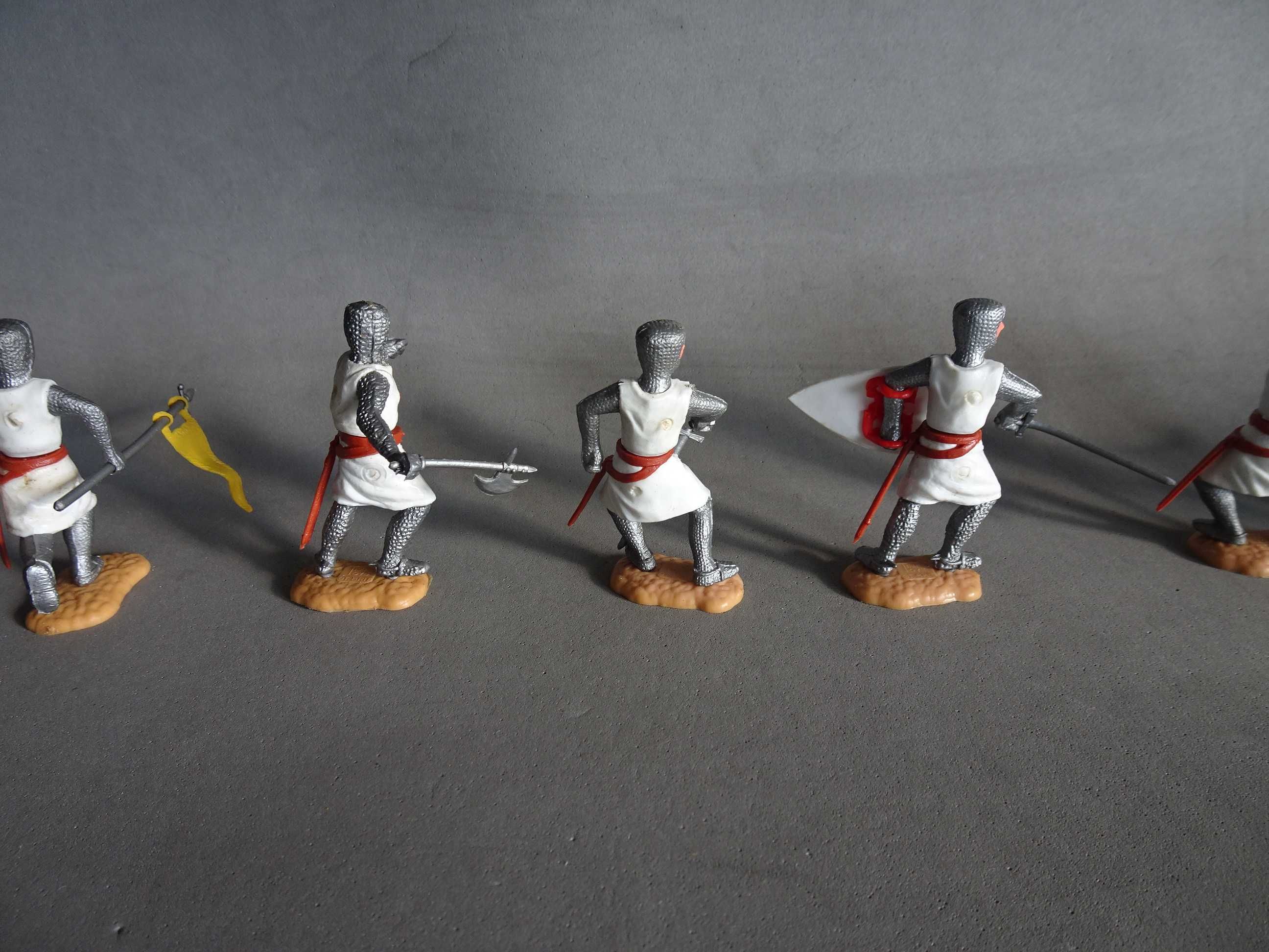 Timpo figuras diversas cruzados I