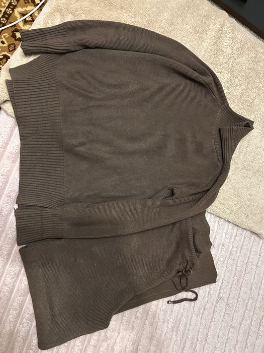 Теплий костюм шоколадного кольору жіночий